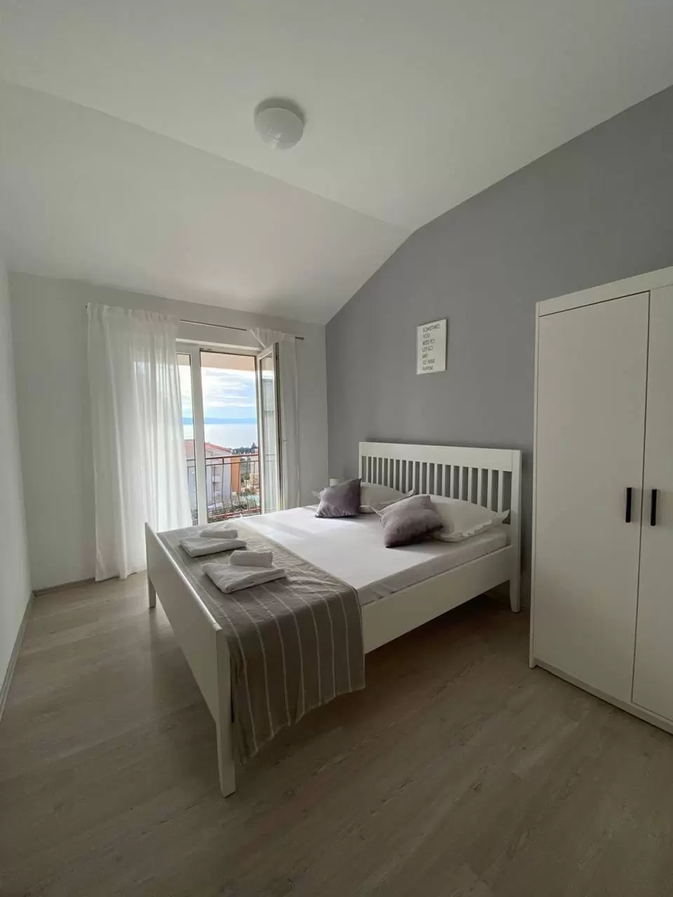 Apartman A2+2 s izlazom prema terasi